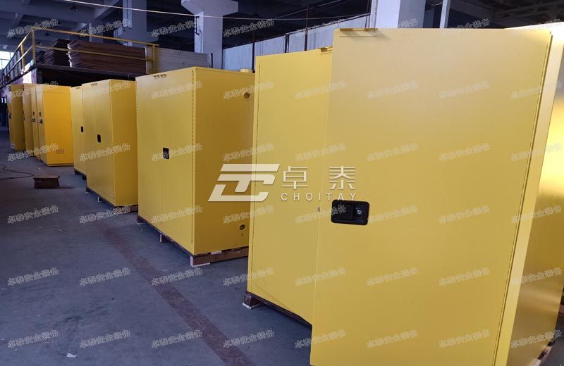 杭州某實驗室選購110加侖化學(xué)品安全柜